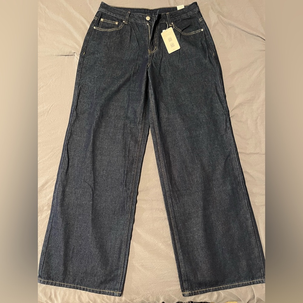 Musera Women’s Relaxed Jeans in Dark Indigo